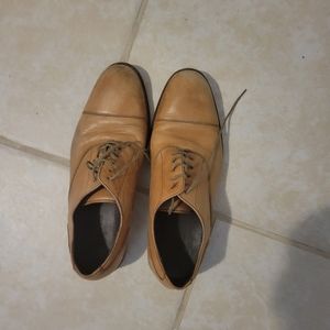 Coke Haan dress shoes size 9.5